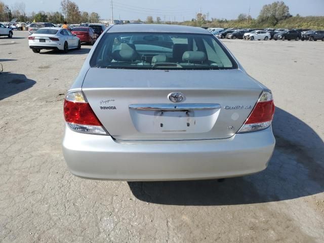 2005 Toyota Camry LE