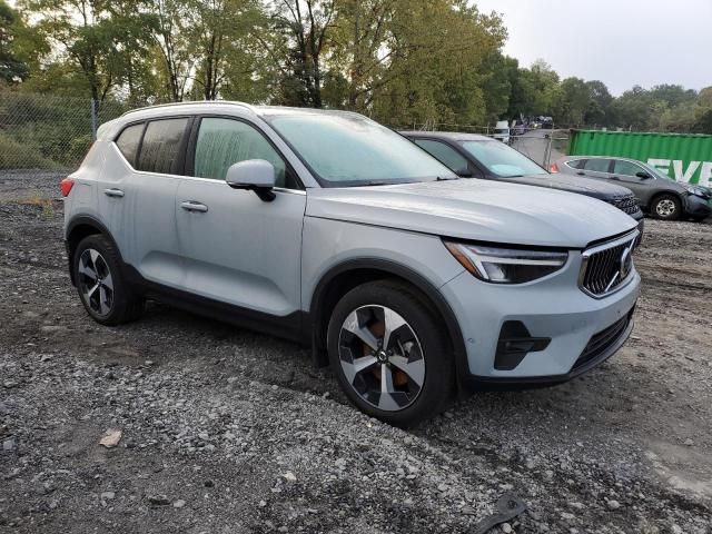 2024 Volvo XC40 Plus