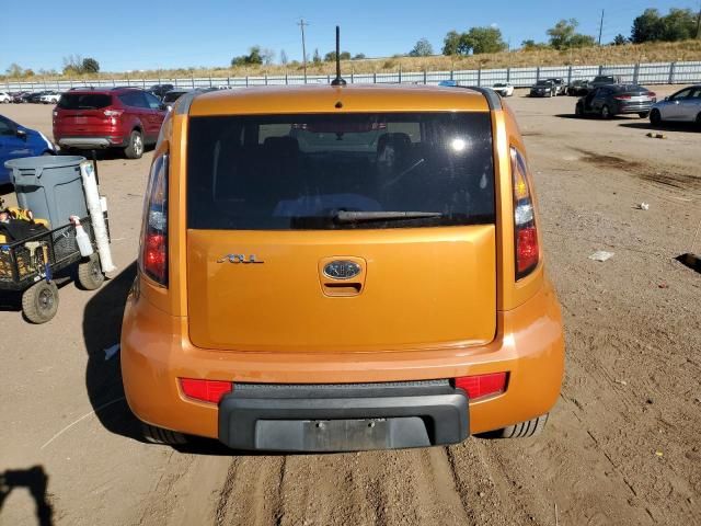 2011 KIA Soul +