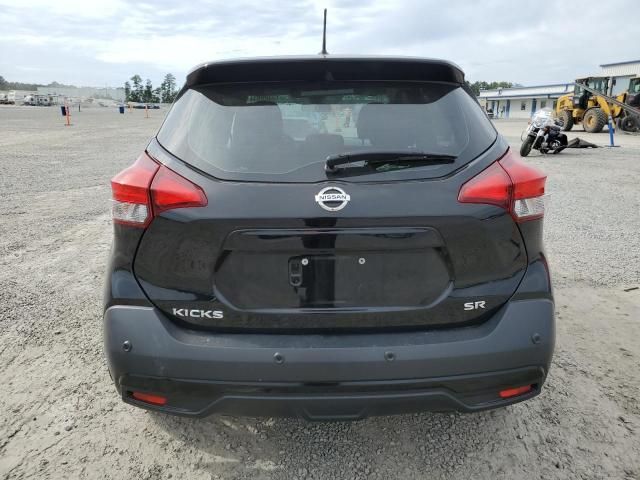 2020 Nissan Kicks SR