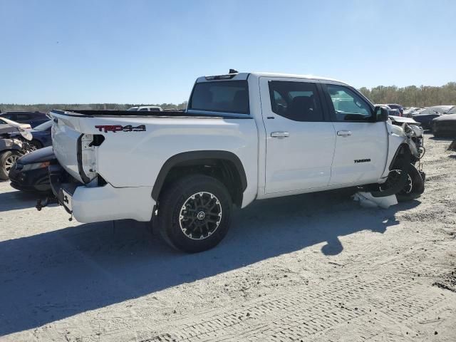 2023 Toyota Tundra Crewmax SR