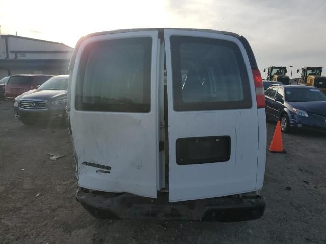 2016 Chevrolet Express G2500