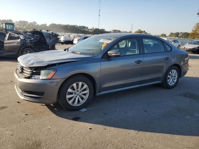 2013 Volkswagen Passat S