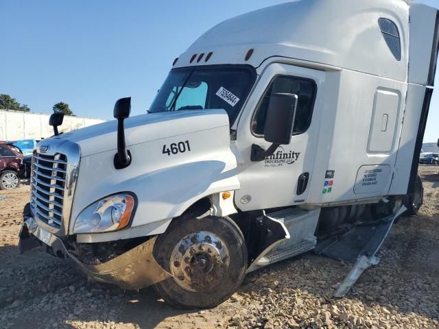 2017 Freightliner Cascadia 125