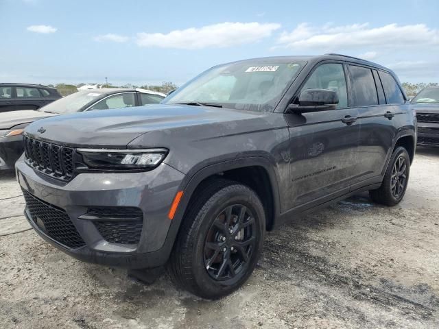 2024 Jeep Grand Cherokee Laredo