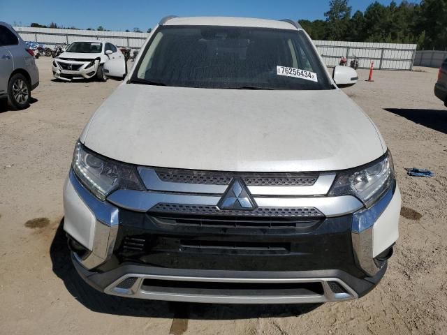 2020 Mitsubishi Outlander SE