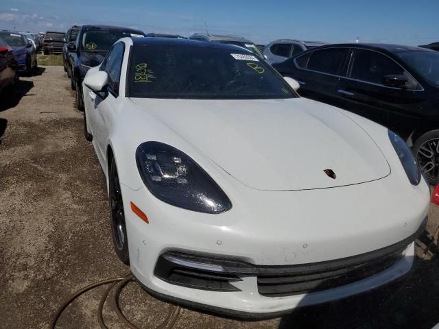 2018 Porsche Panamera 4S