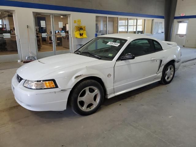 2004 Ford Mustang