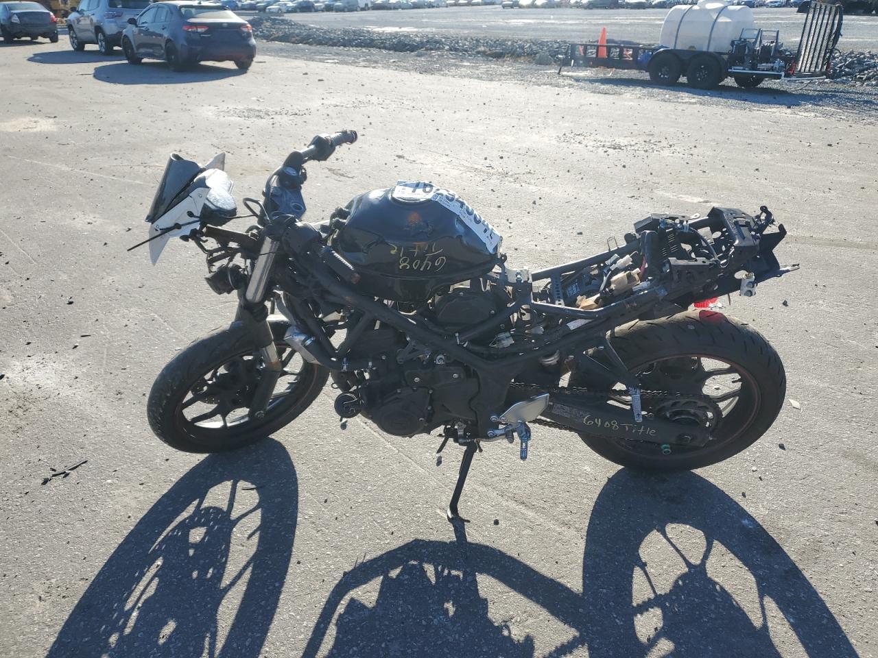 2016 Yamaha YZFR3