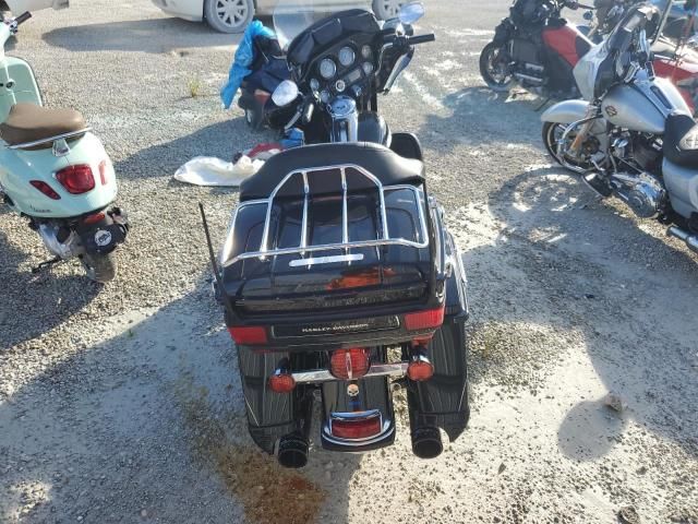 2011 Harley-Davidson Flhtk
