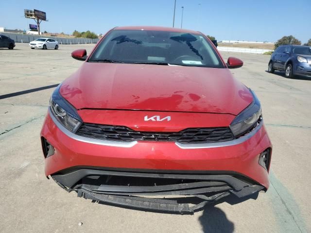 2023 KIA Forte LX