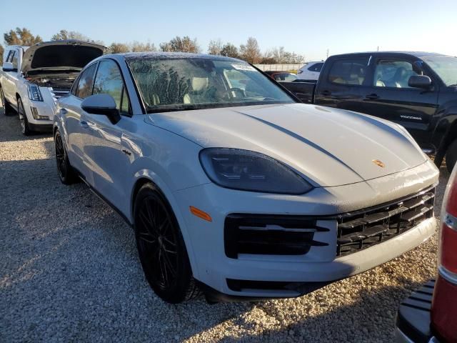 2024 Porsche Cayenne E Hybrid Coupe