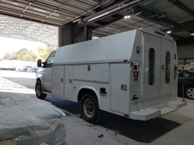 2006 Ford Econoline E350 Super Duty Cutaway Van