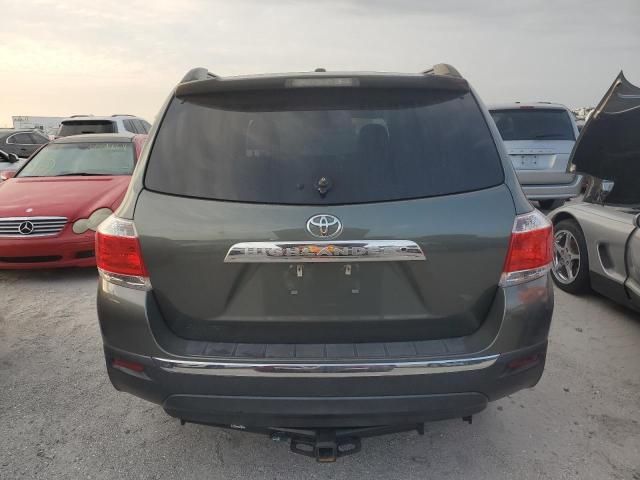 2013 Toyota Highlander Base