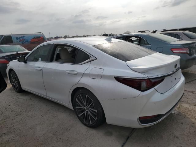 2024 Lexus ES 300H Base