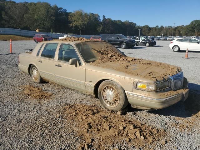 1996 Lincoln Town Car Signature