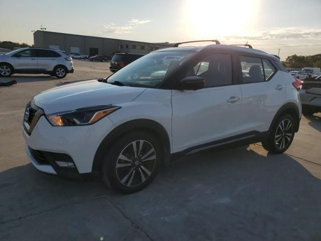 2020 Nissan Kicks SR