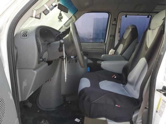 2005 Ford Econoline E250 Van