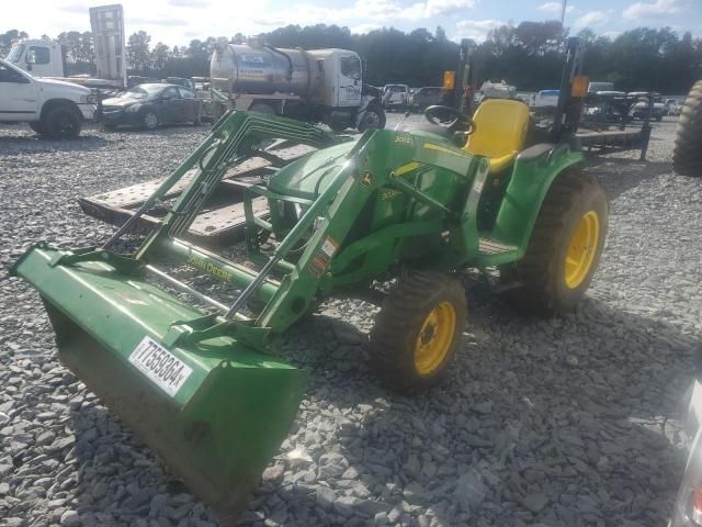 2022 John Deere 3038E