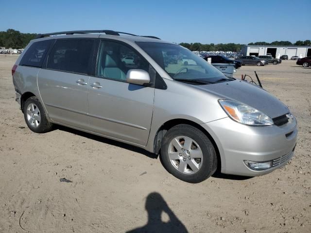 2005 Toyota Sienna XLE