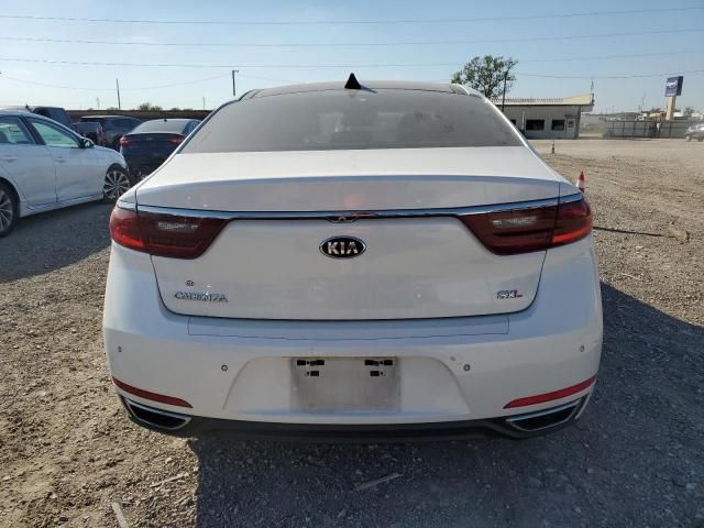 2017 KIA Cadenza Premium