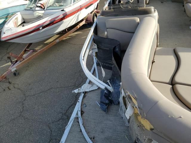 2019 Bennington Marine Pontoon