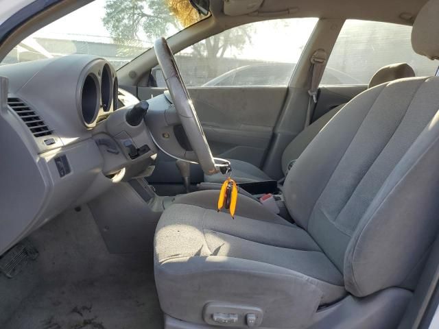 2002 Nissan Altima Base