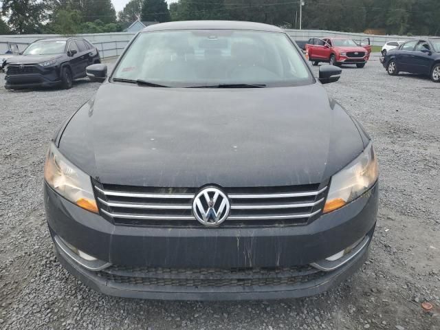 2015 Volkswagen Passat SE