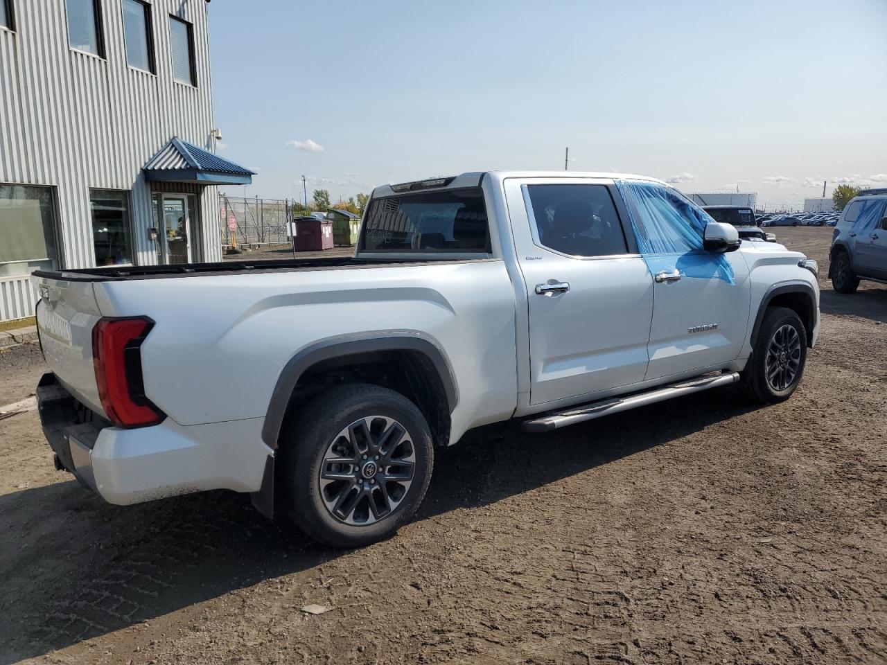 2023 Toyota Tundra Crewmax Limited