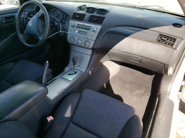 2004 Toyota Camry Solara SE