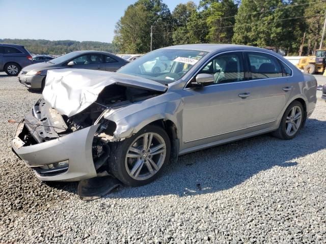 2013 Volkswagen Passat SEL