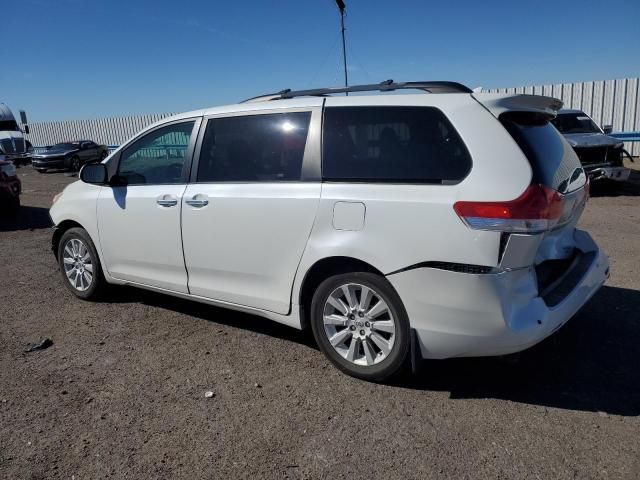 2012 Toyota Sienna XLE