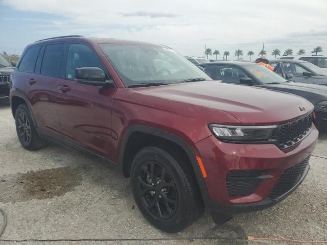 2024 Jeep Grand Cherokee Laredo