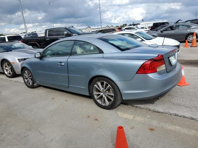 2011 Volvo C70 T5