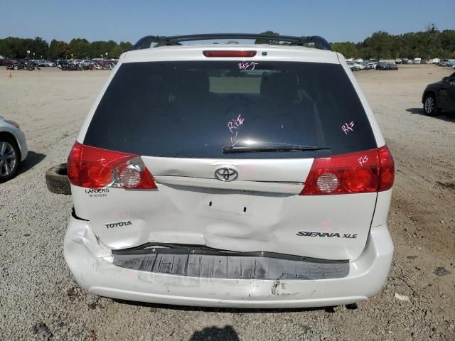 2007 Toyota Sienna XLE