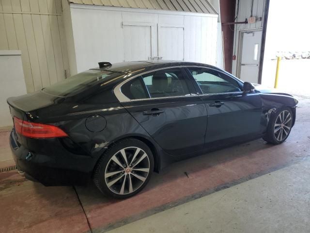 2019 Jaguar XE Prestige