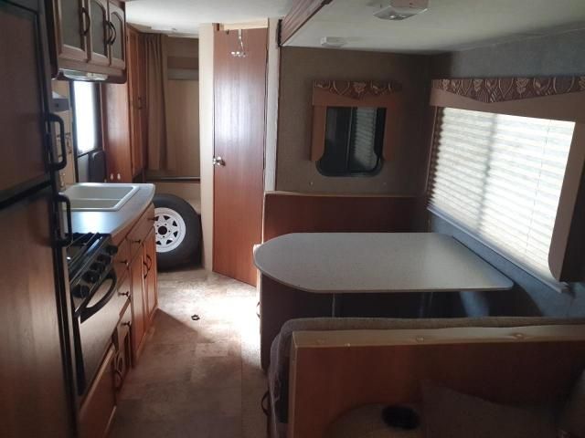 2014 Coachmen Freedom EX