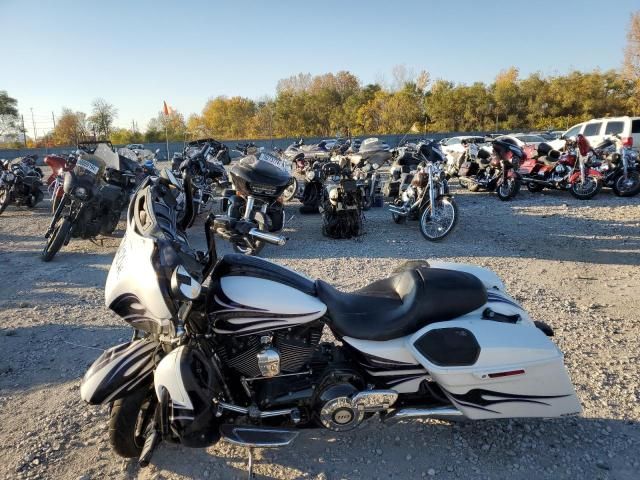 2016 Harley-Davidson Flhxse CVO Street Glide