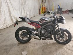 Triumph Vehiculos salvage en venta: 2022 Triumph Street Triple RS