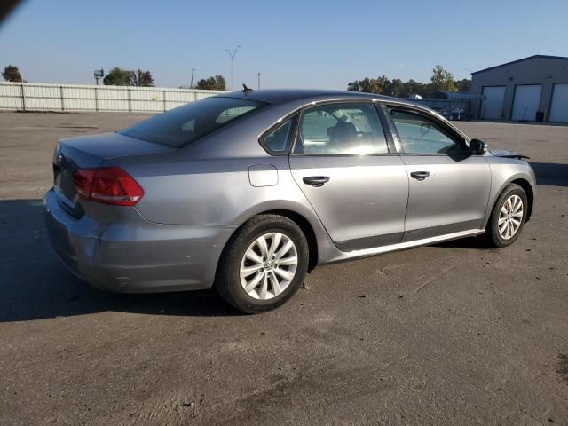 2013 Volkswagen Passat S