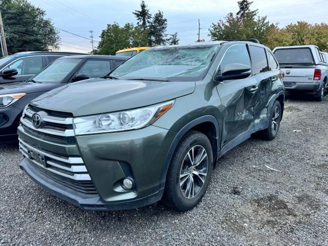 2019 Toyota Highlander LE