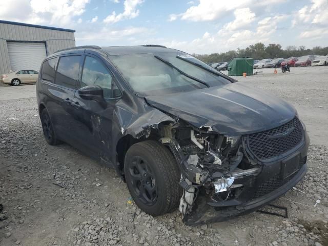 2021 Chrysler Pacifica Hybrid Touring