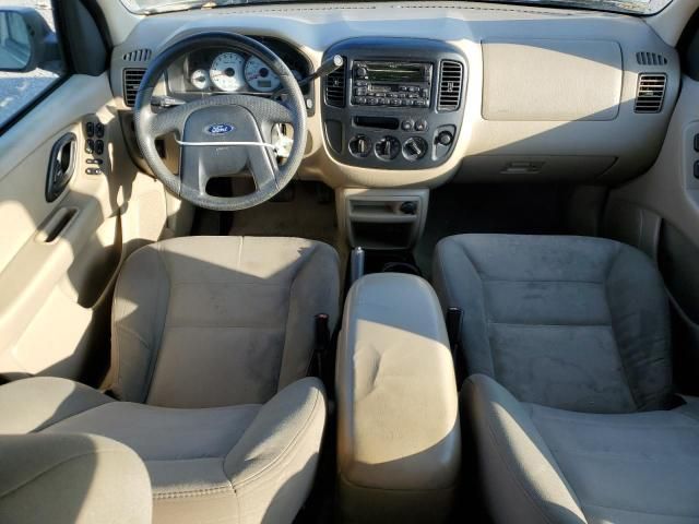 2003 Ford Escape XLS