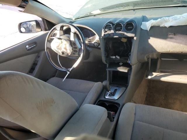 2010 Nissan Altima Base