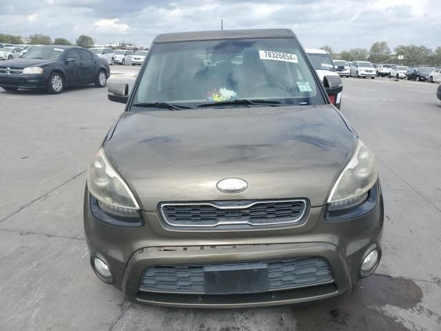 2013 KIA Soul +