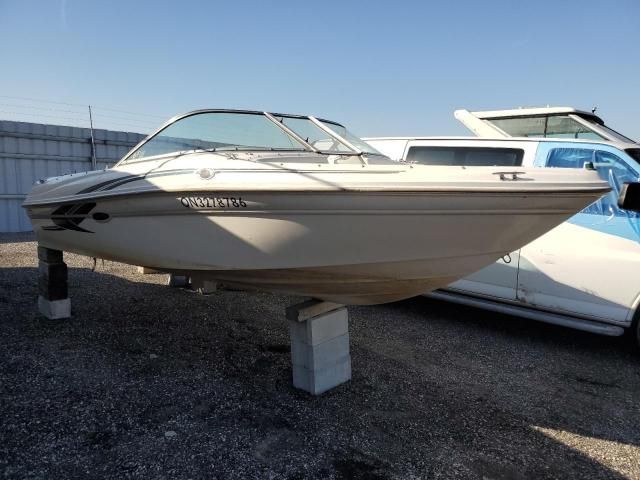 2000 Sea Ray Boat