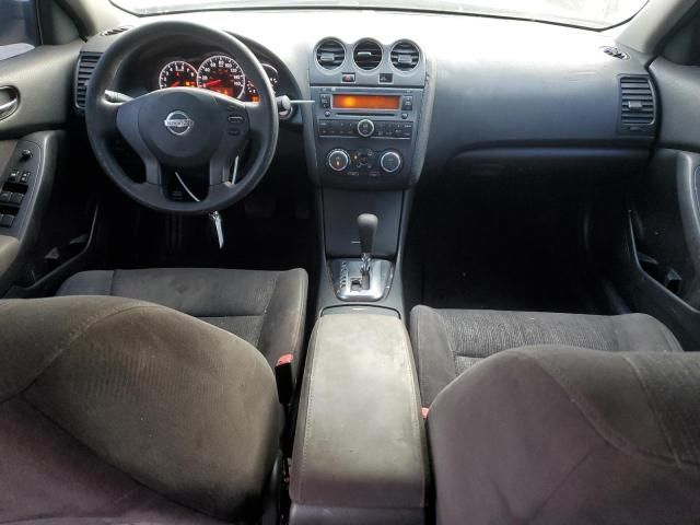 2010 Nissan Altima Base