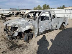 Salvage trucks for sale at Bakersfield, CA auction: 2006 Niss Frontier King Cab XE