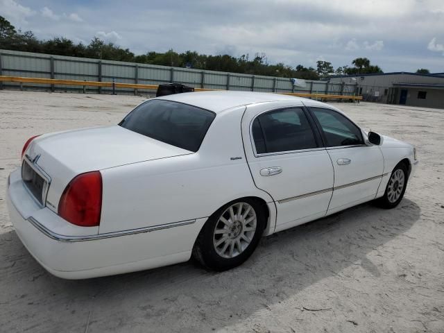 2006 Lincoln Town Car Signature