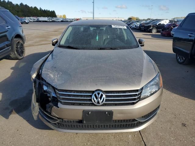 2015 Volkswagen Passat S